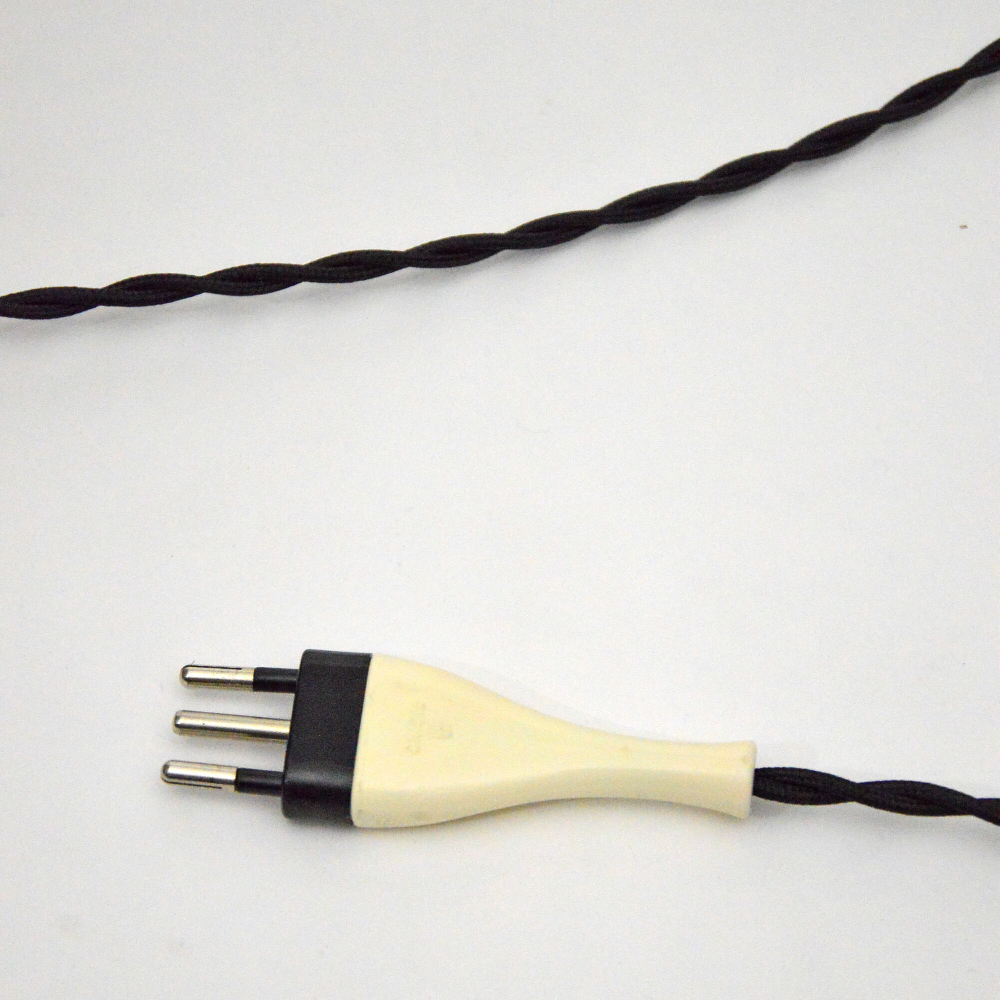 Lampe de bureau en laiton italienne vintage des années 1950 attribuée à Stilnovo