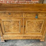 Buffet en loupe d'orme