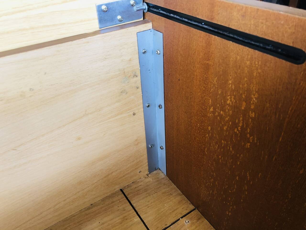 Teak storage unit with metal legs Circa 70's