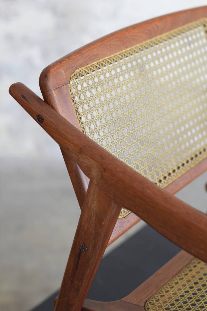 Fauteuil en teck SNA Roset  France 1952