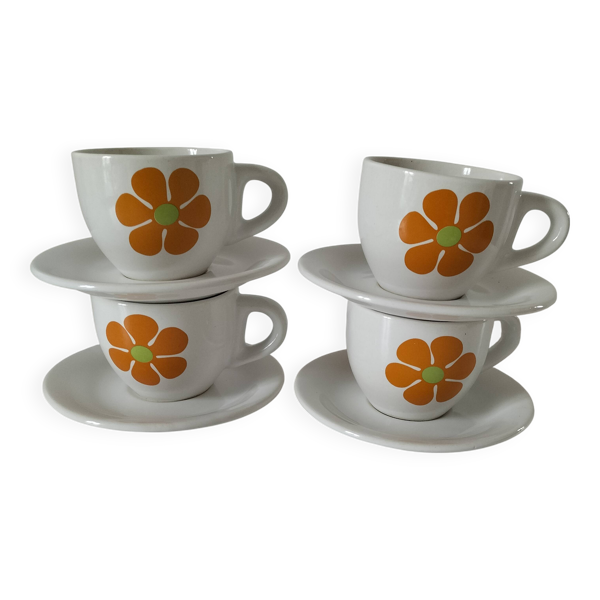 Ensemble de 4 tasses et soucoupes, 1970