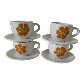 Set of 4 seventies-style cups and saucers