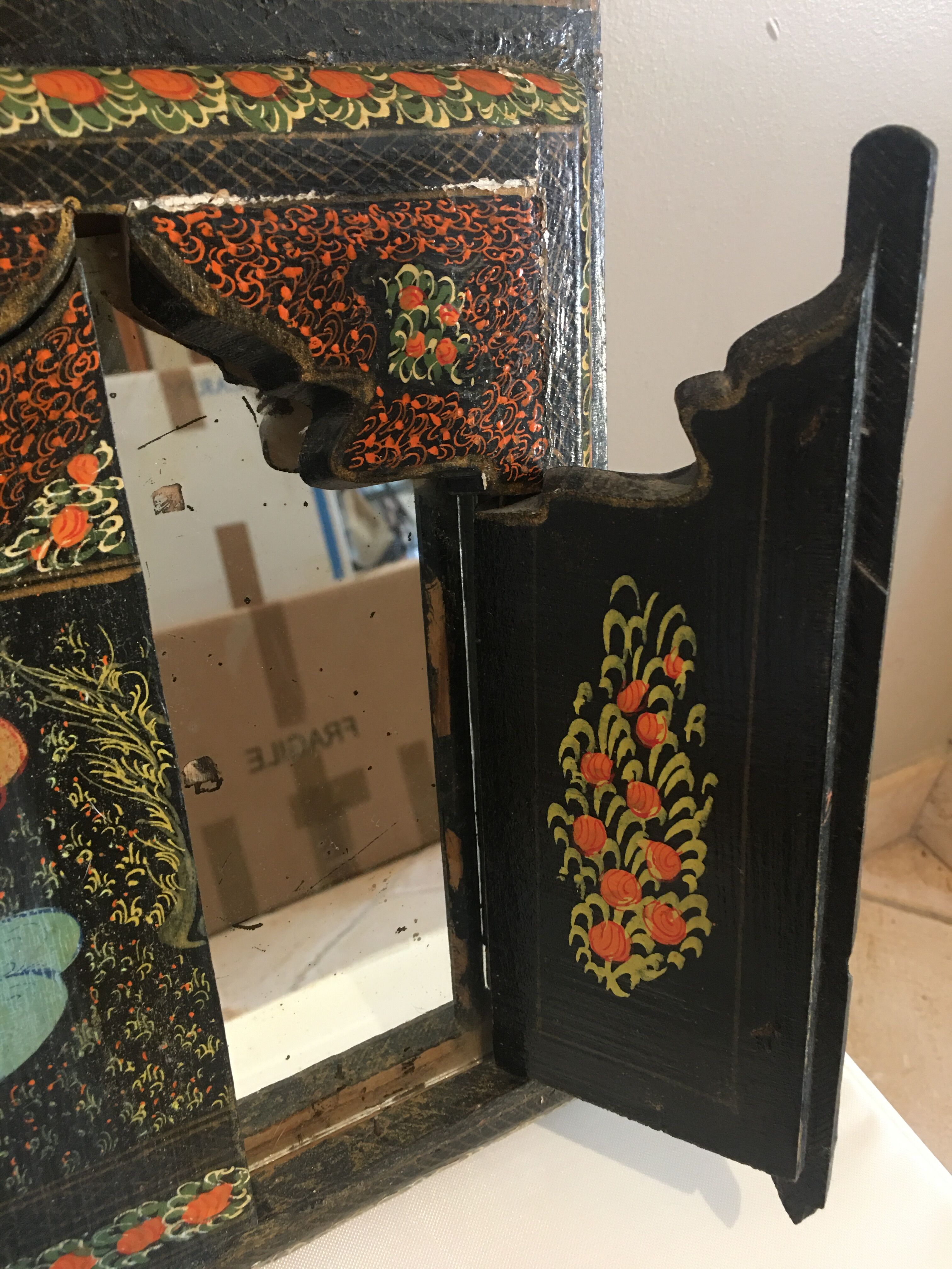 Wooden painted mirror
