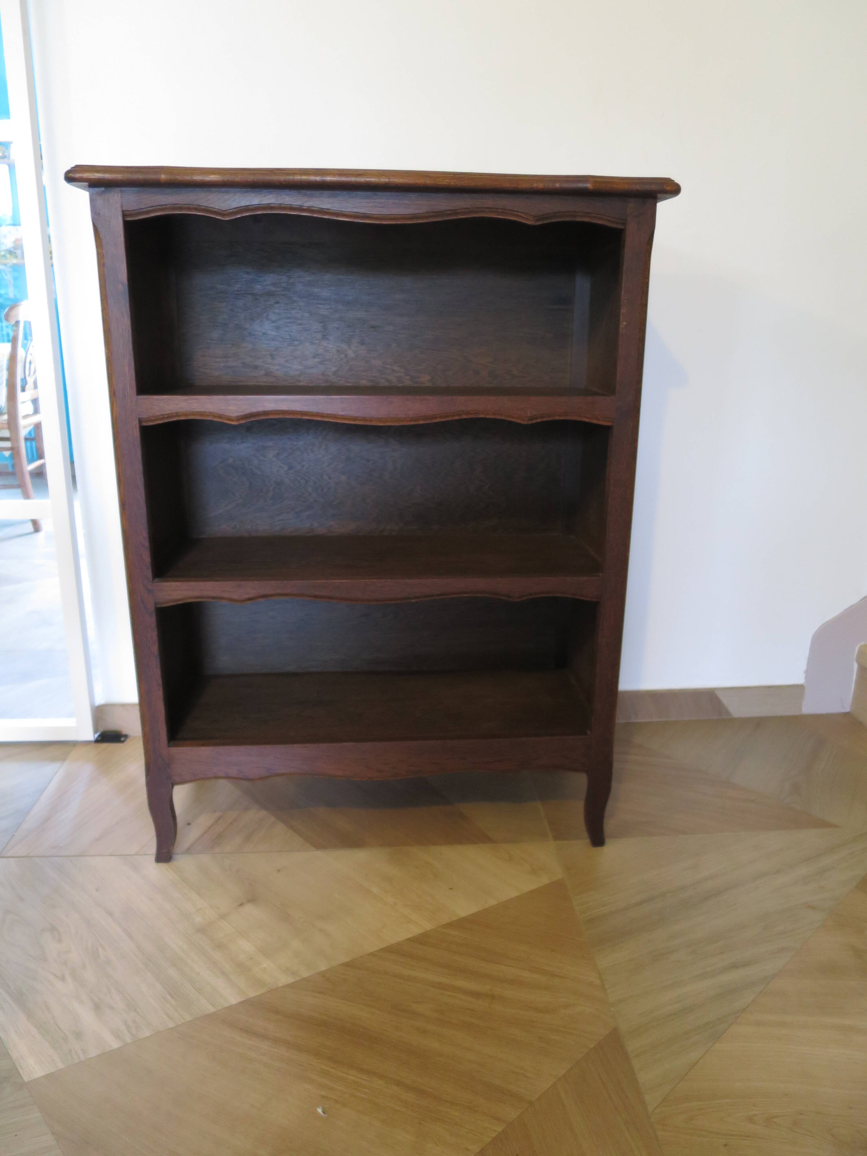 Beautiful oak Bibus - 3 levels - Louis XV style