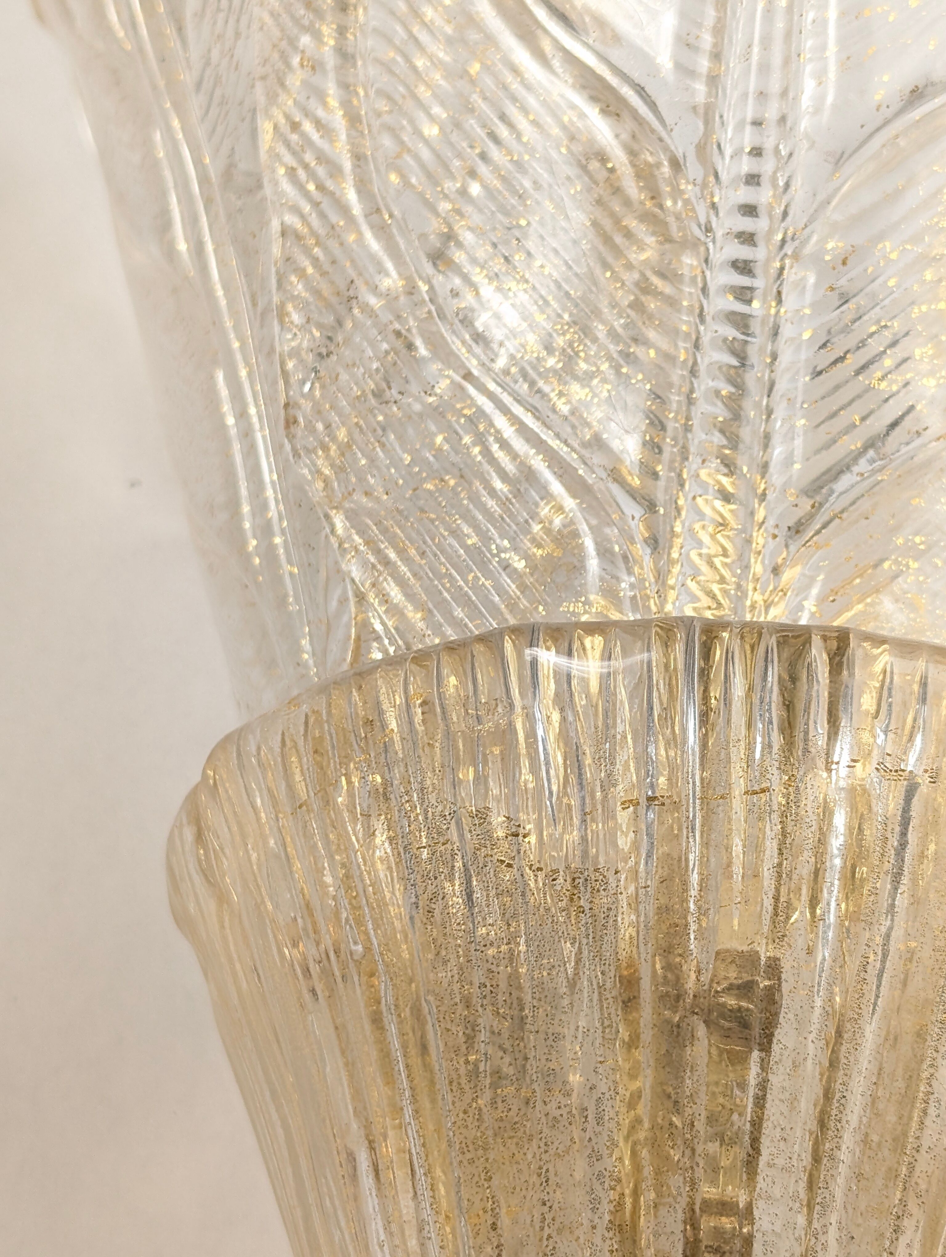 Pair of Barovier & Toso Murano Foglia d’Oro wall sconces, 1980s