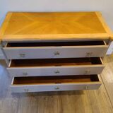 Commode en bois peint