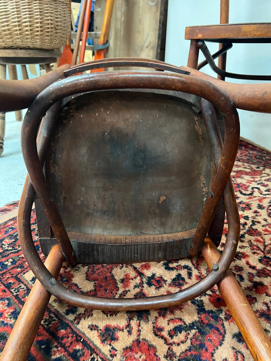 6 anciennes chaises bistrot