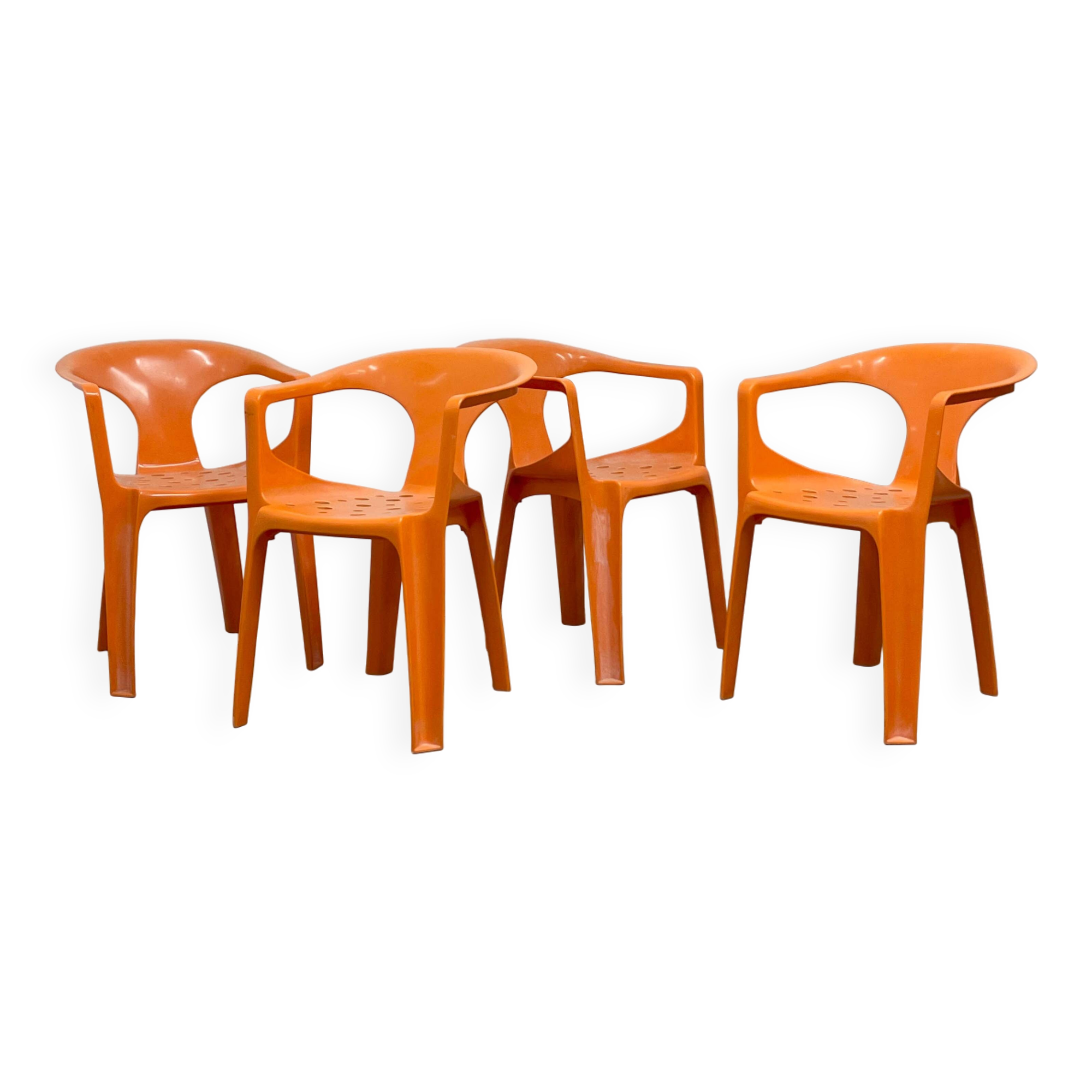 4 chairs "Armchair 300", Henry Massonet, Stamp, 1972