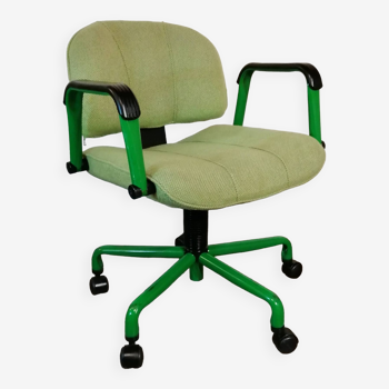 Steelcase green office armchair with 5-star design base, vintage 1970