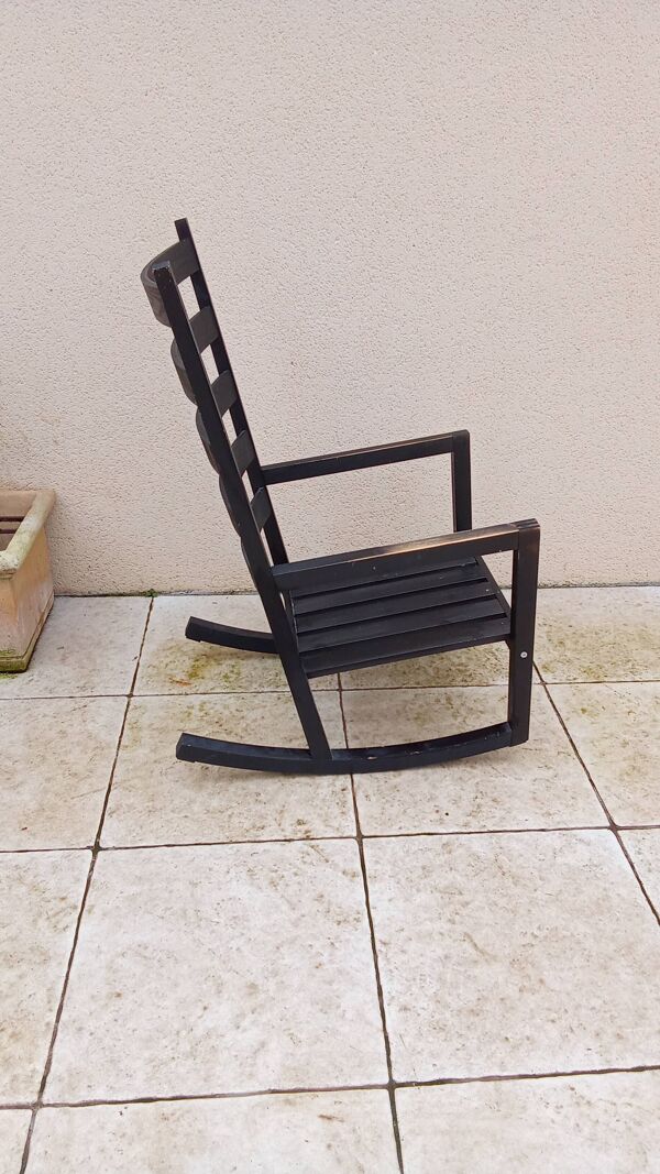Rocking-chair en bois