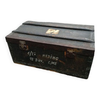 Canteen, WWI military trunk