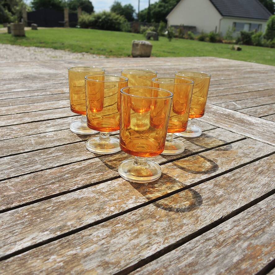 6 old Luminarc liqueur glasses in yellow glass