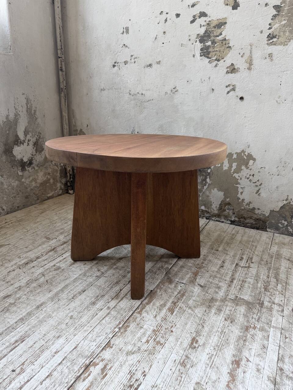 Constructivist gueridon 1950 mahogany