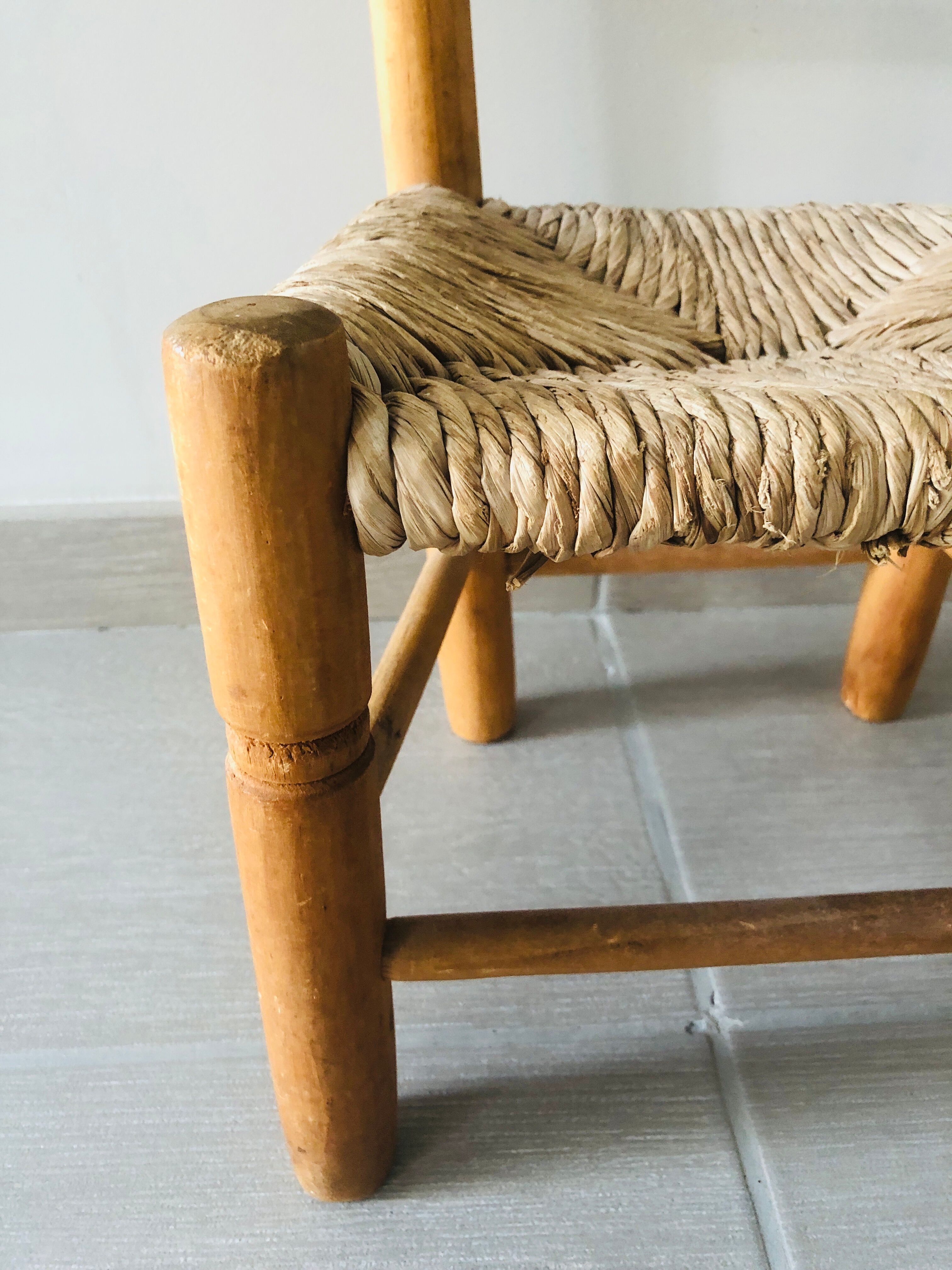 Children's chair blond wood and straw