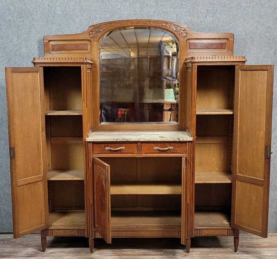 Art Nouveau period sideboard in mahogany and amboyna burl circa 1900