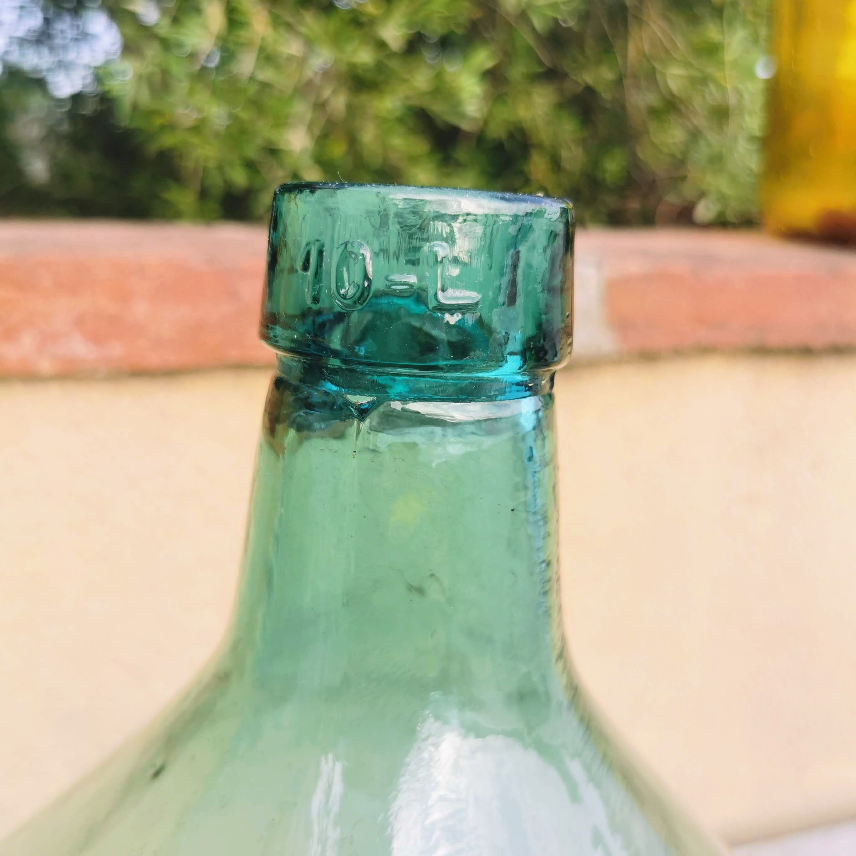 Green demijohn 10 liters