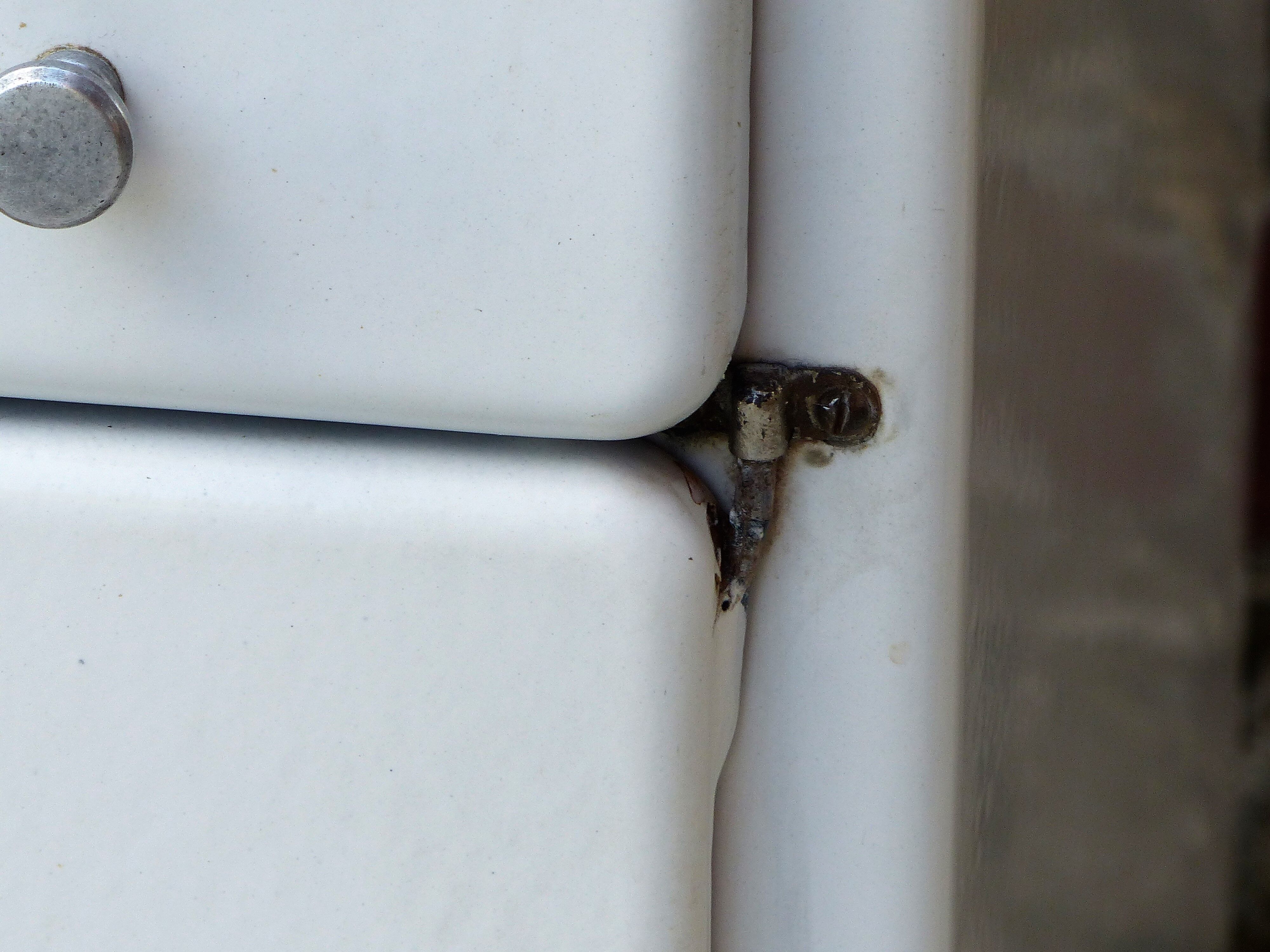 Becuwe Paris enamelled sheet furniture