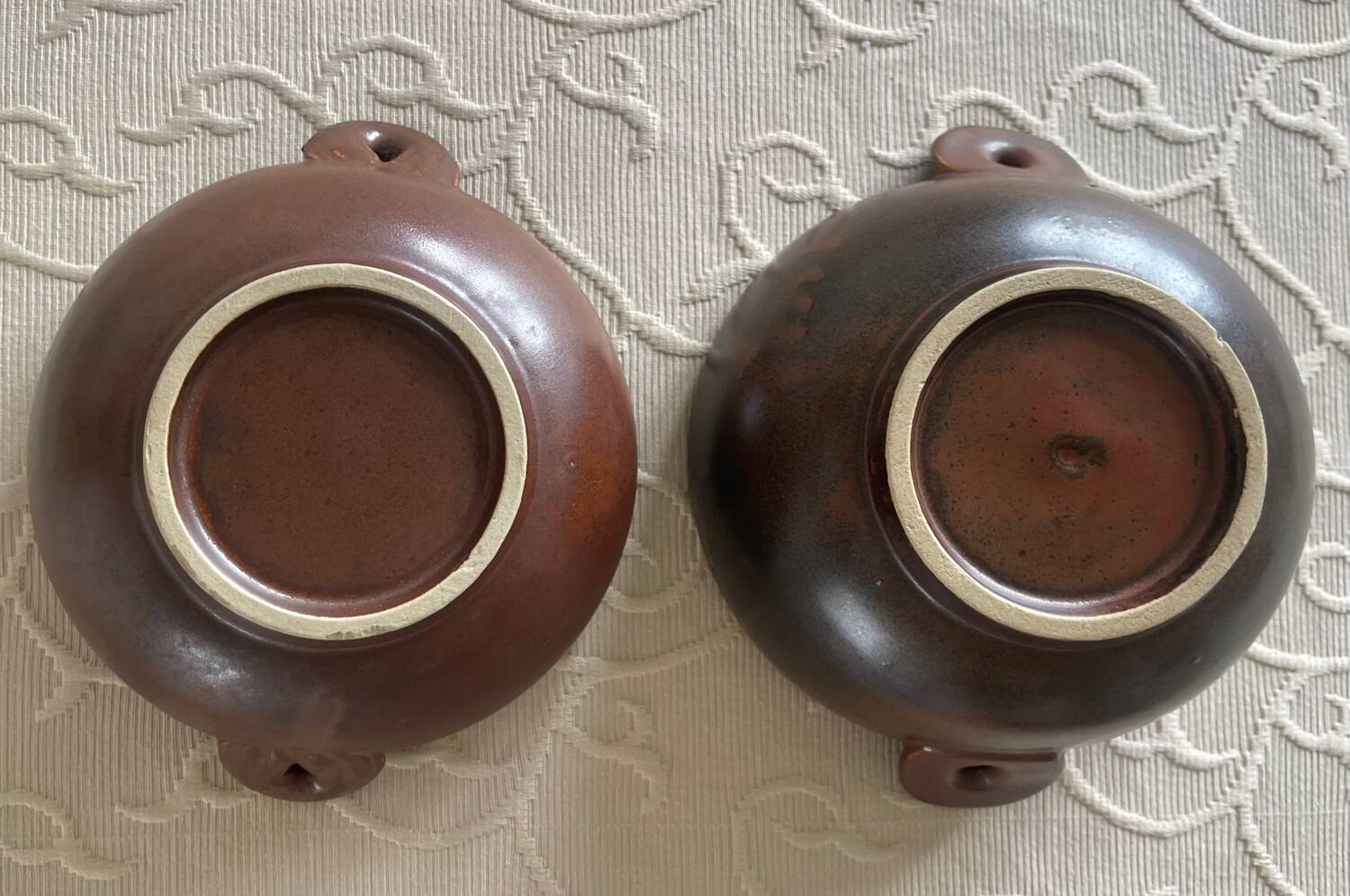 Duo of artisanal stoneware bowls