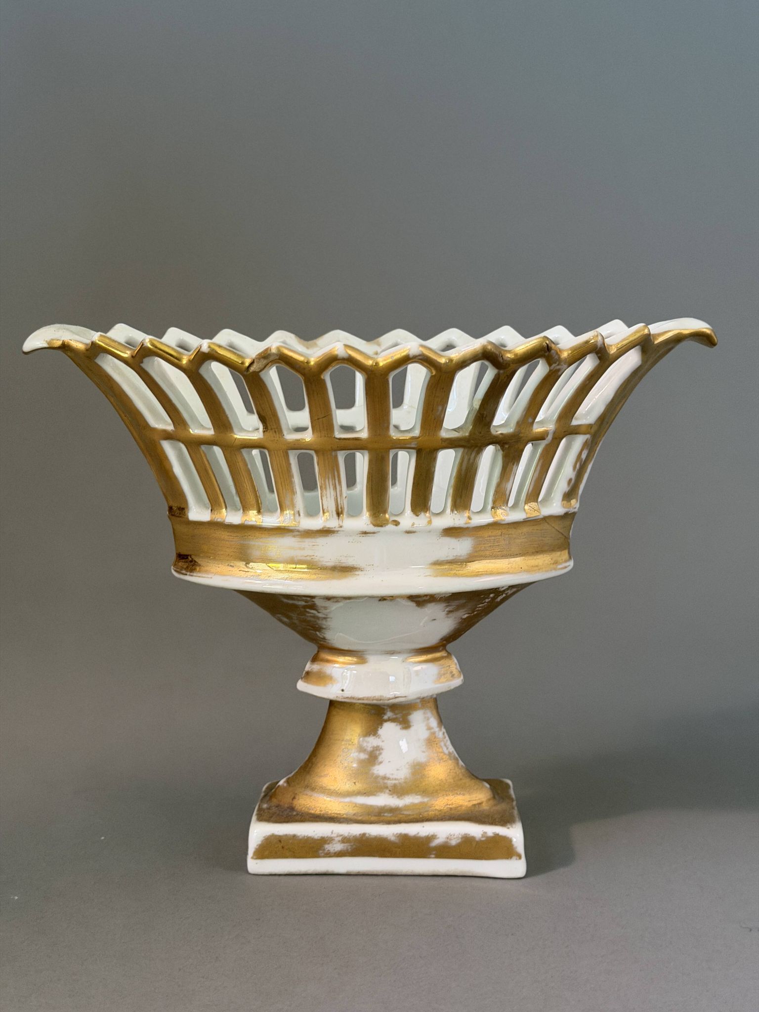 Empire basket in gilded porcelain – France, 19th century
