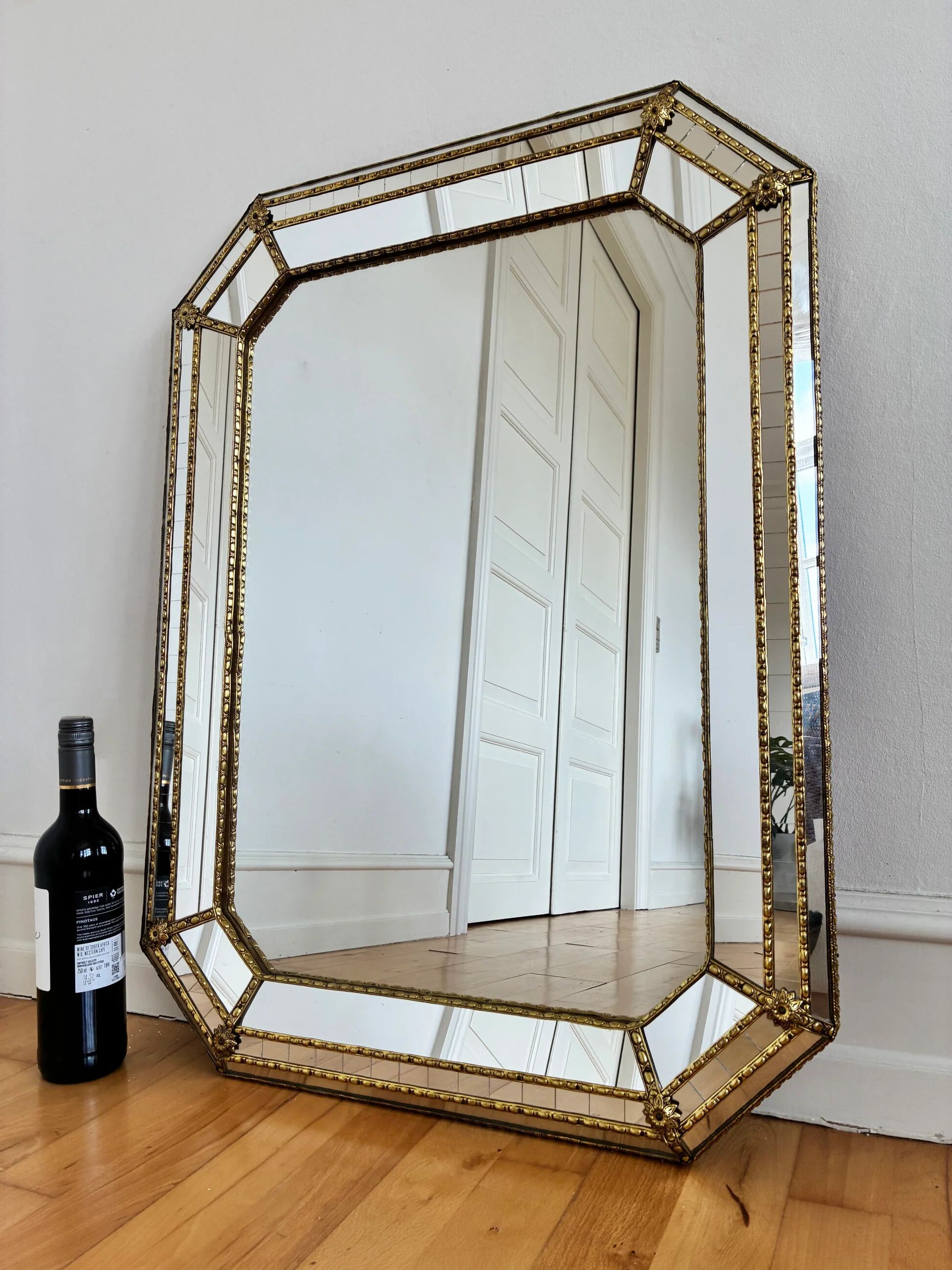 Vintage Spanish Venetian-style wall mirror, octagonal brass, 1980s Hollywood Regency