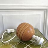 Lampe boule en bois vintage