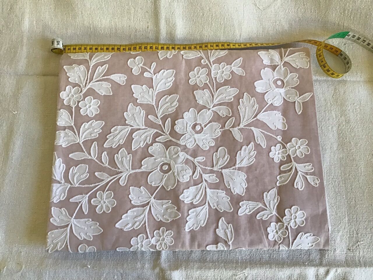 Ceremonial tablecloth in white organza