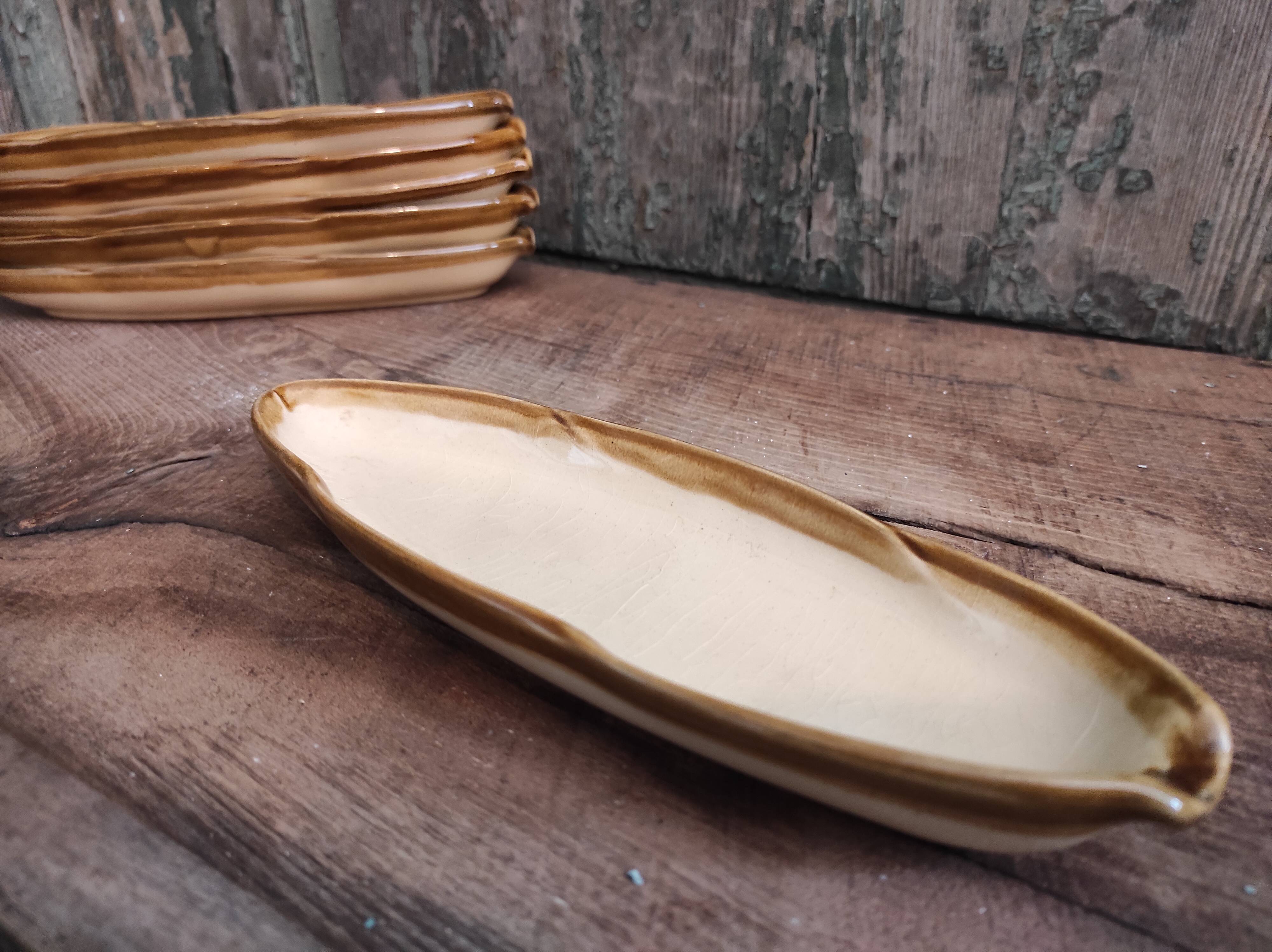 Set of 6 vintage English oval snack plates Active