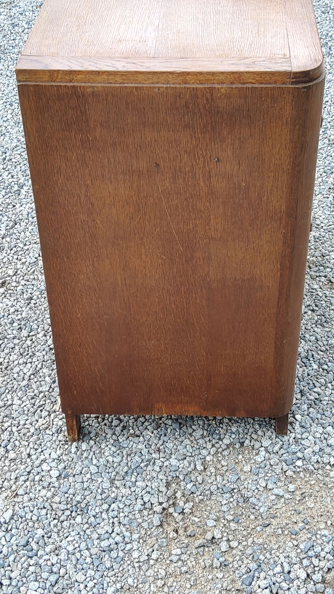 Commode vintage en chêne pieds compas 3 tiroirs des années 50