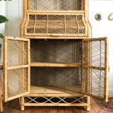 Sublime wicker shelf