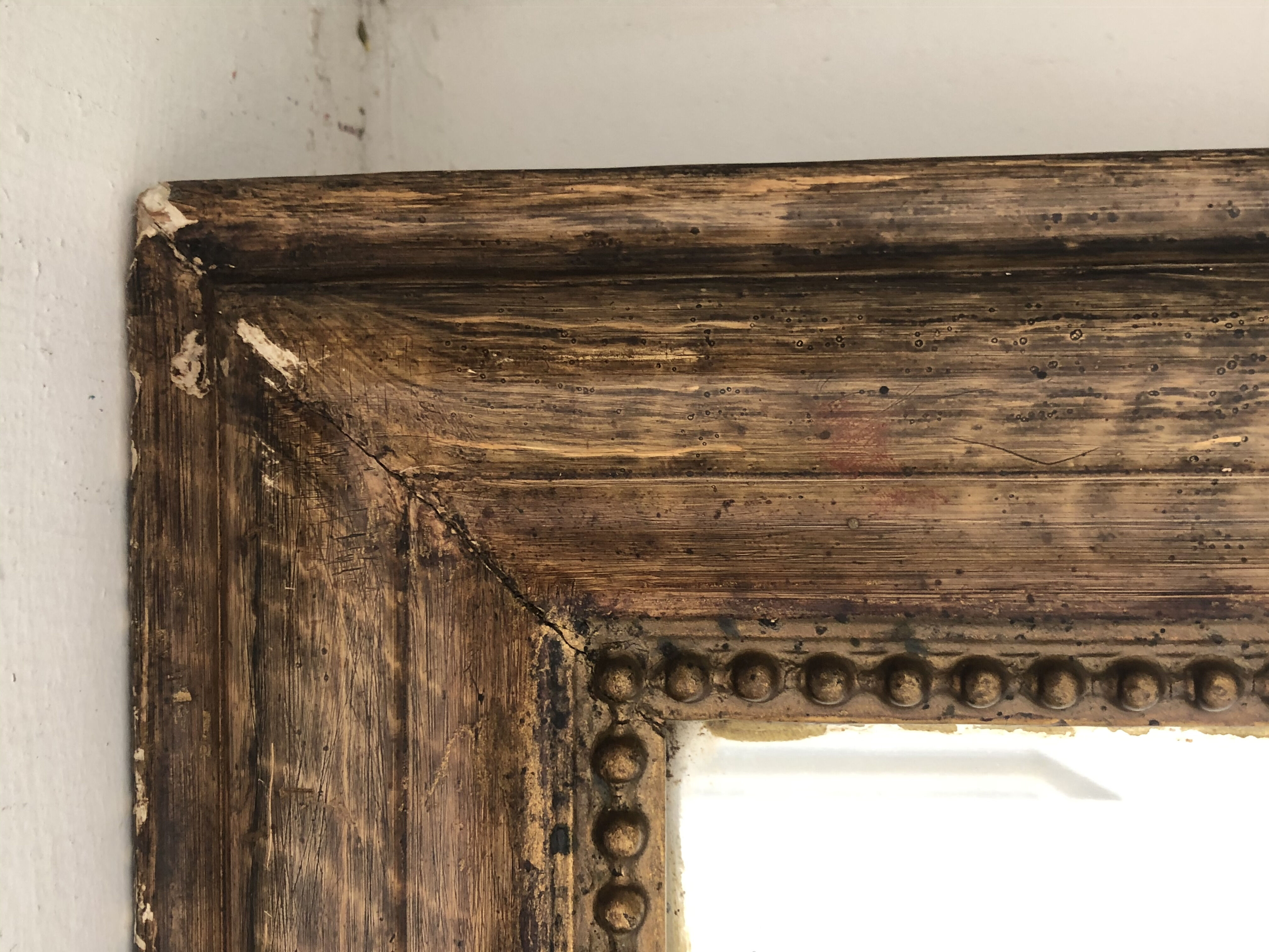 Stucco mirror 43.50 x 54.50 cm