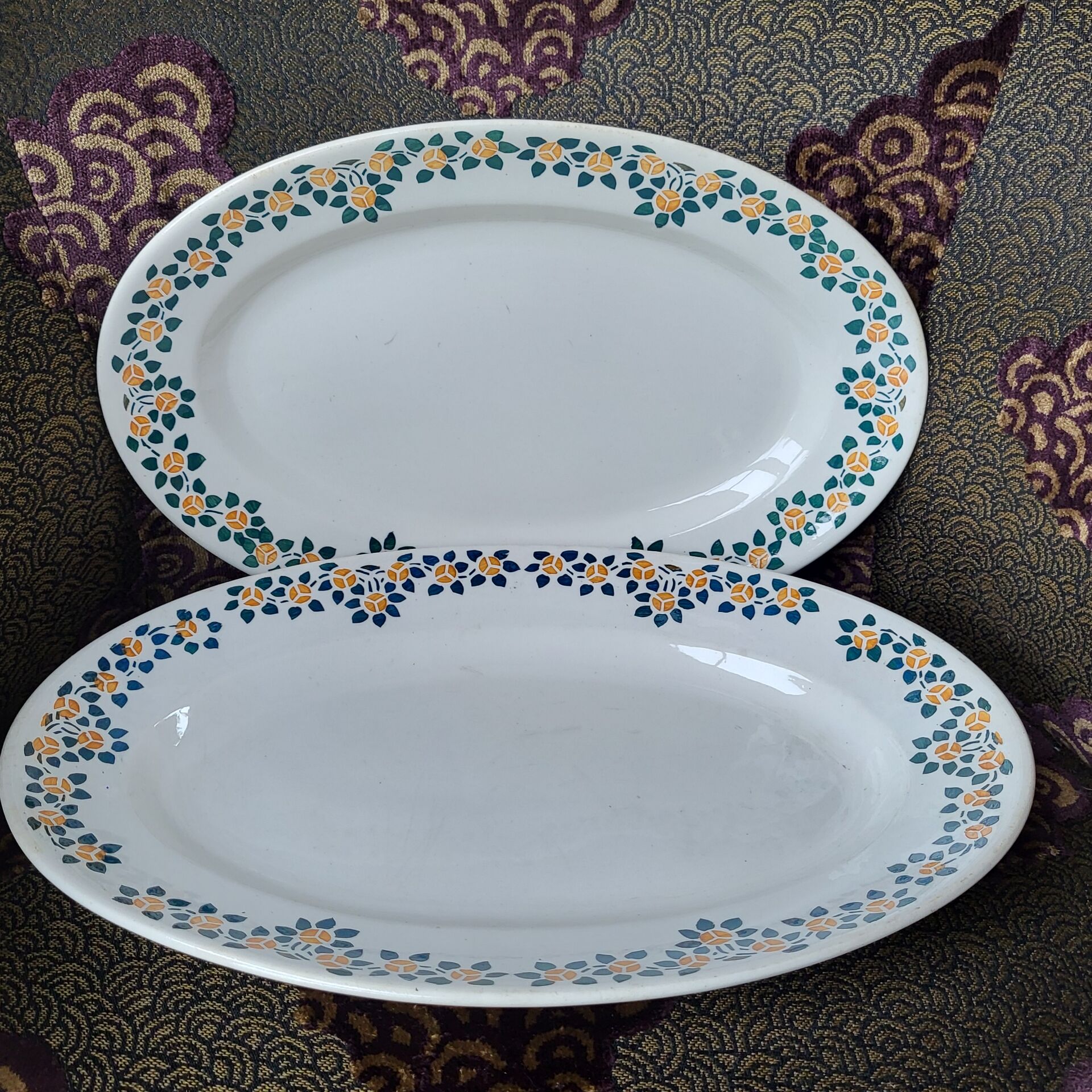 Two serving dishes Rita • Givors • France