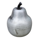 Pourer shaped ice bucket
