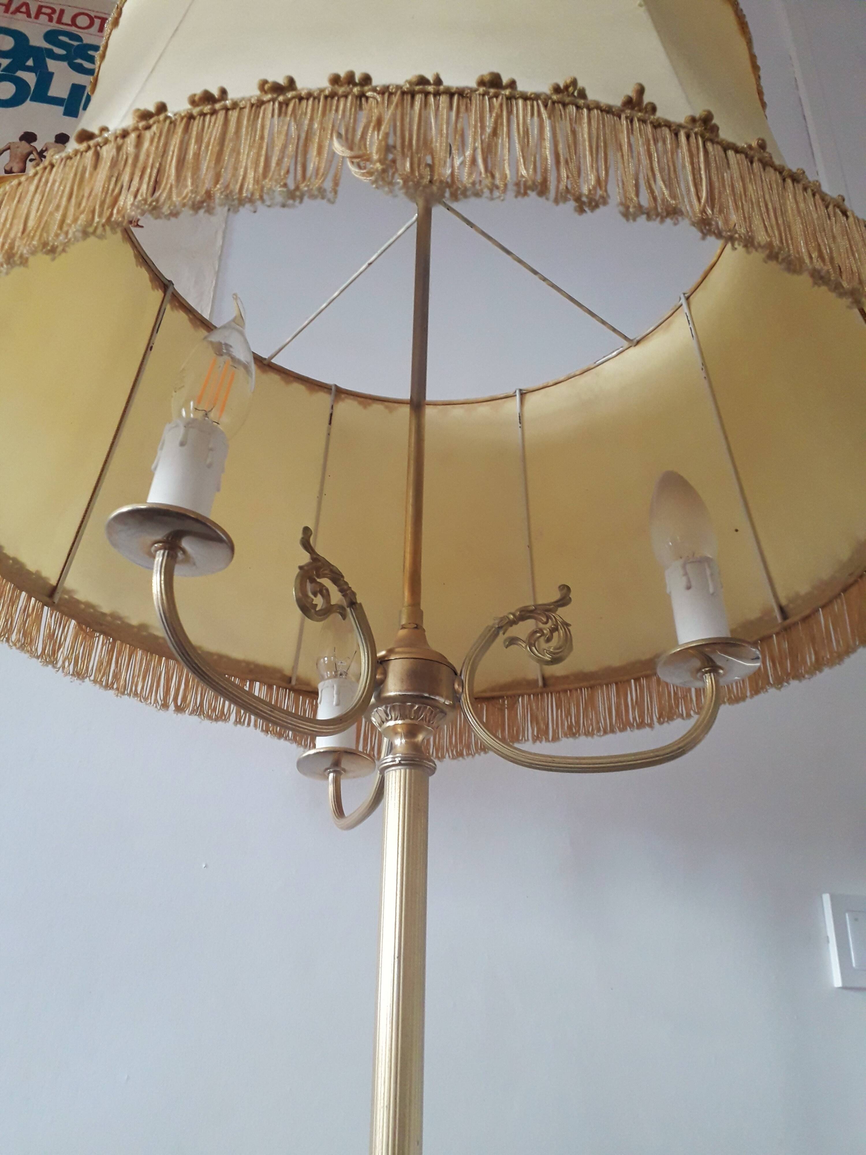 Brass tripod floor lamp - 3 lights Baroque style - 1960