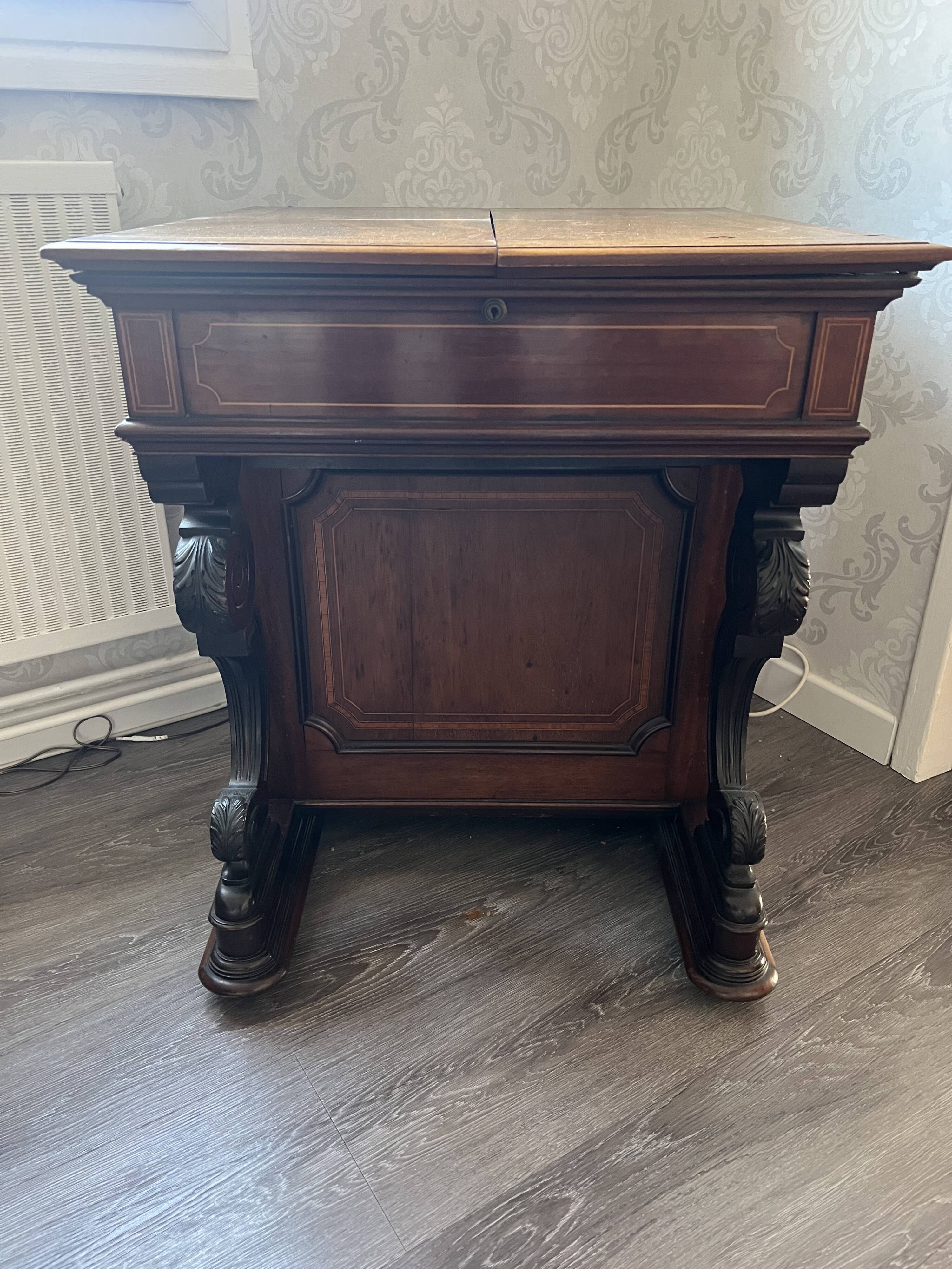 Naval office dating from the early 20th century