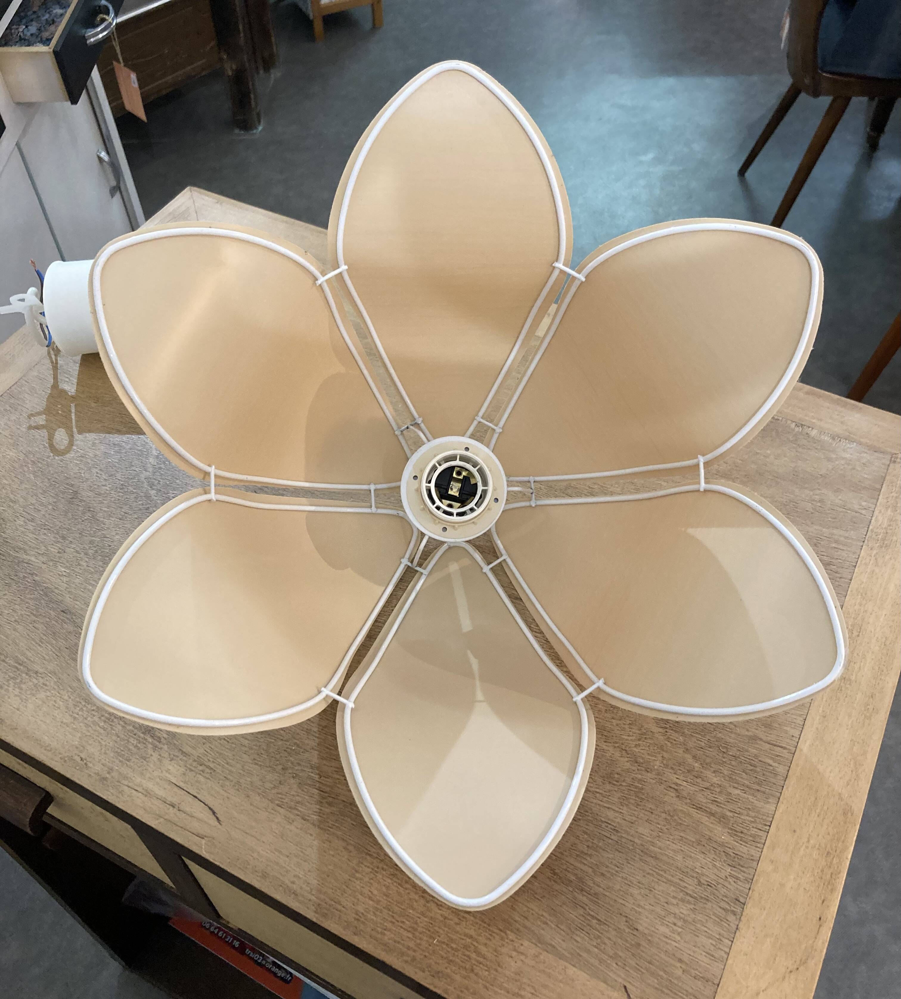 flower suspension 6 petals