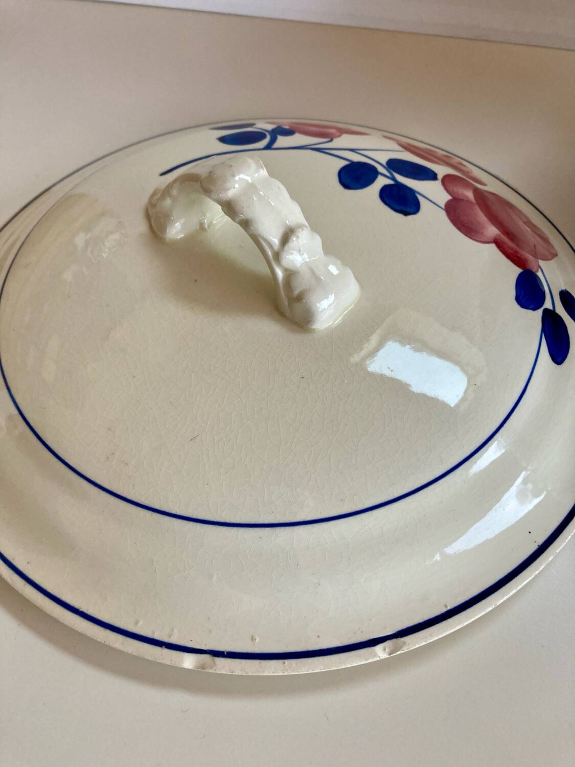 Vegetable tureen signed HBCM Red Roses