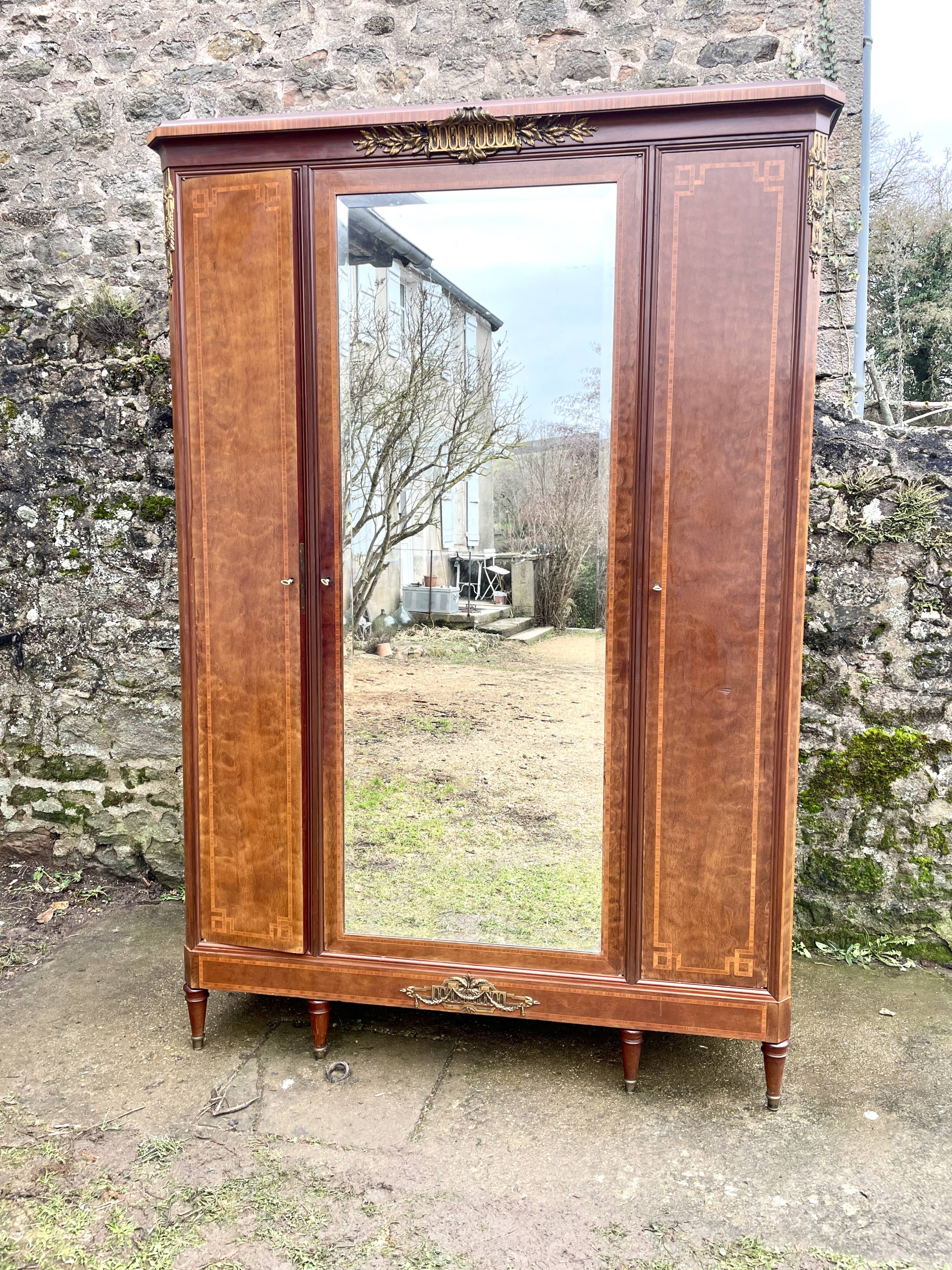Louis XVI wardrobe, bronze oak and marquetry