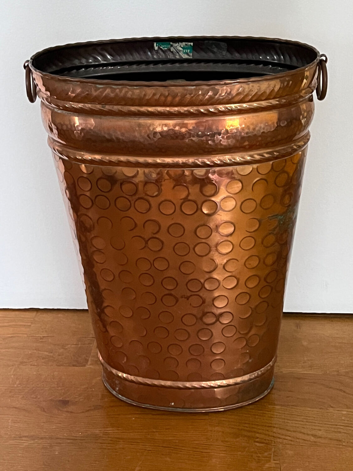 Copper umbrella holder