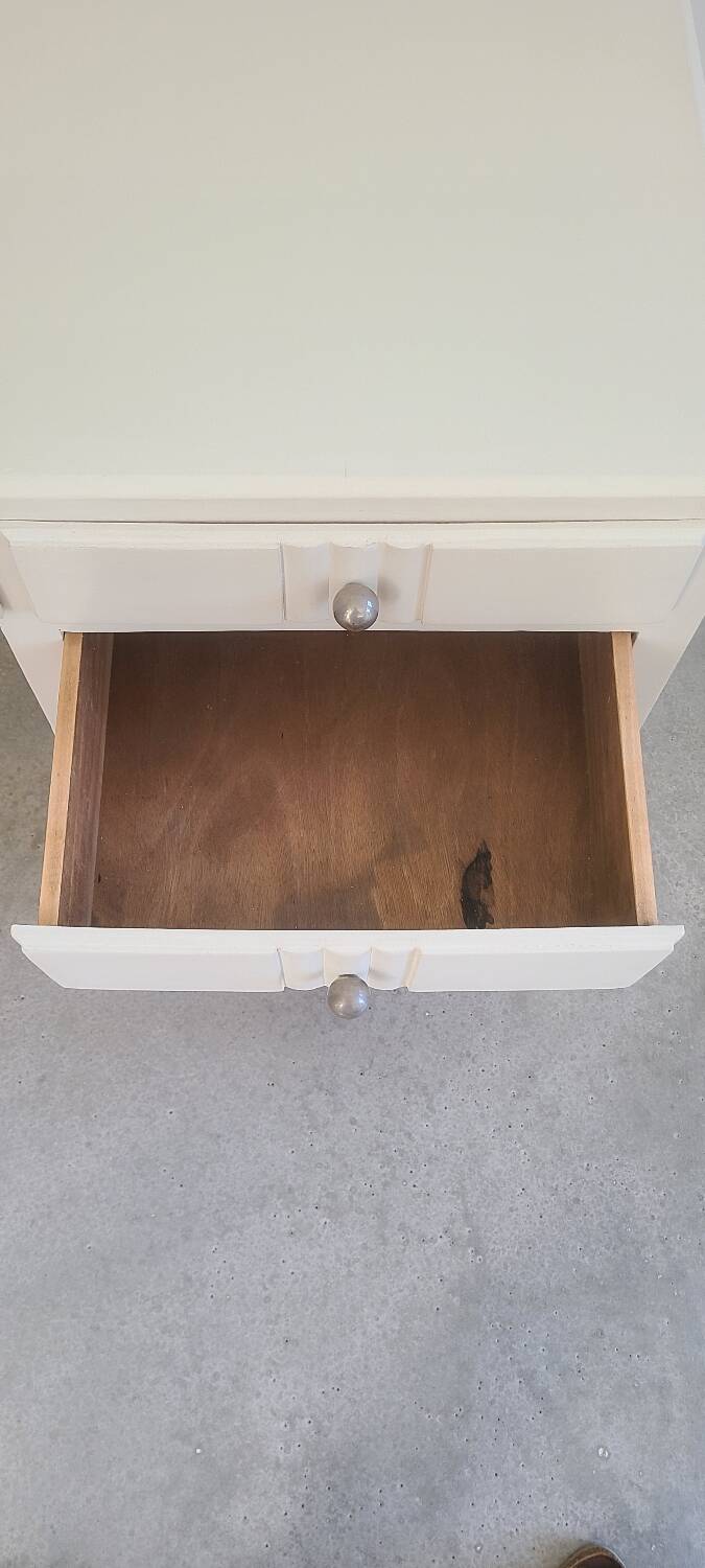 Bureau ancien Art Déco blanc bois massif boutons boules métal vintage