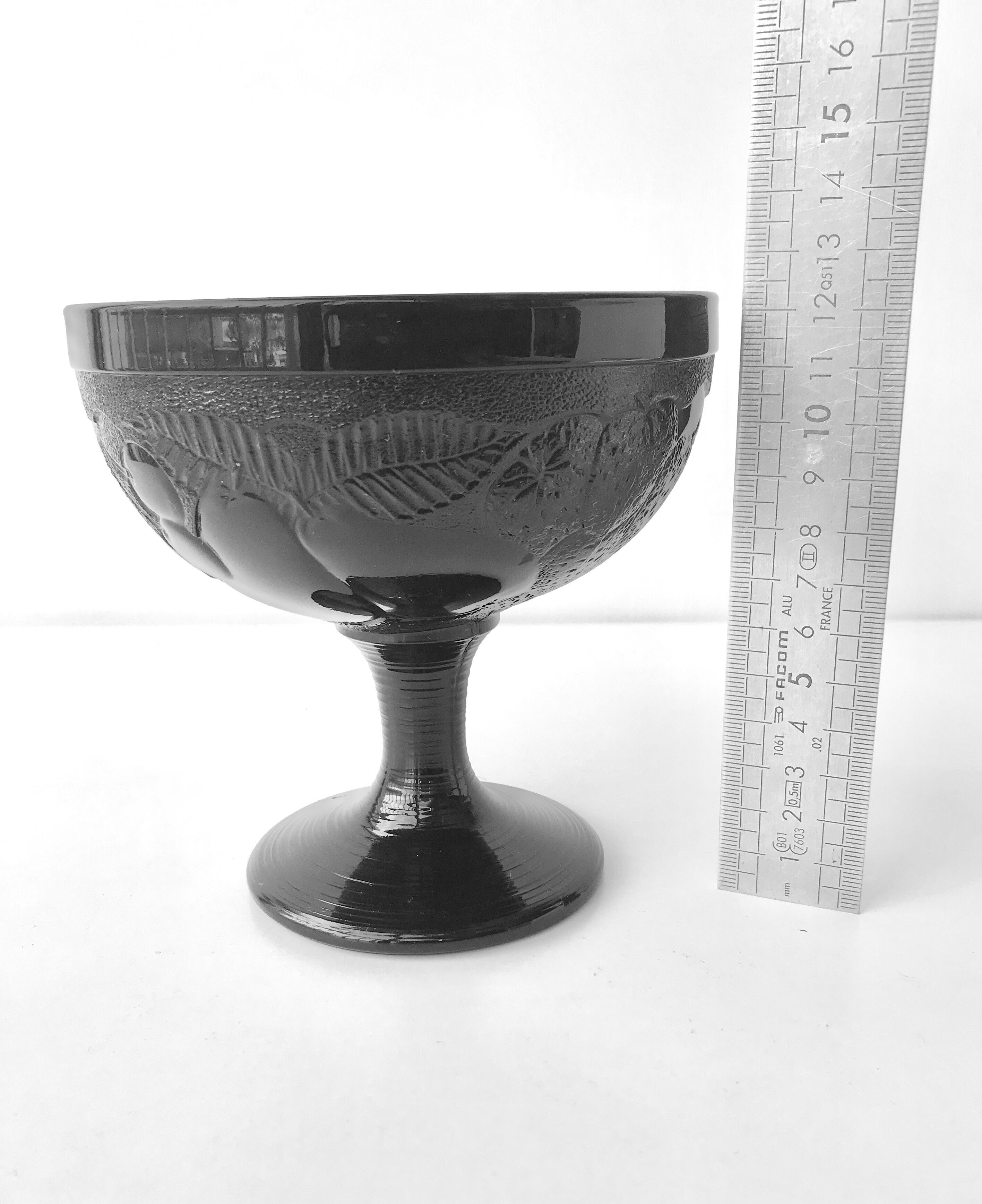 Set of 6 vintage fruit cups