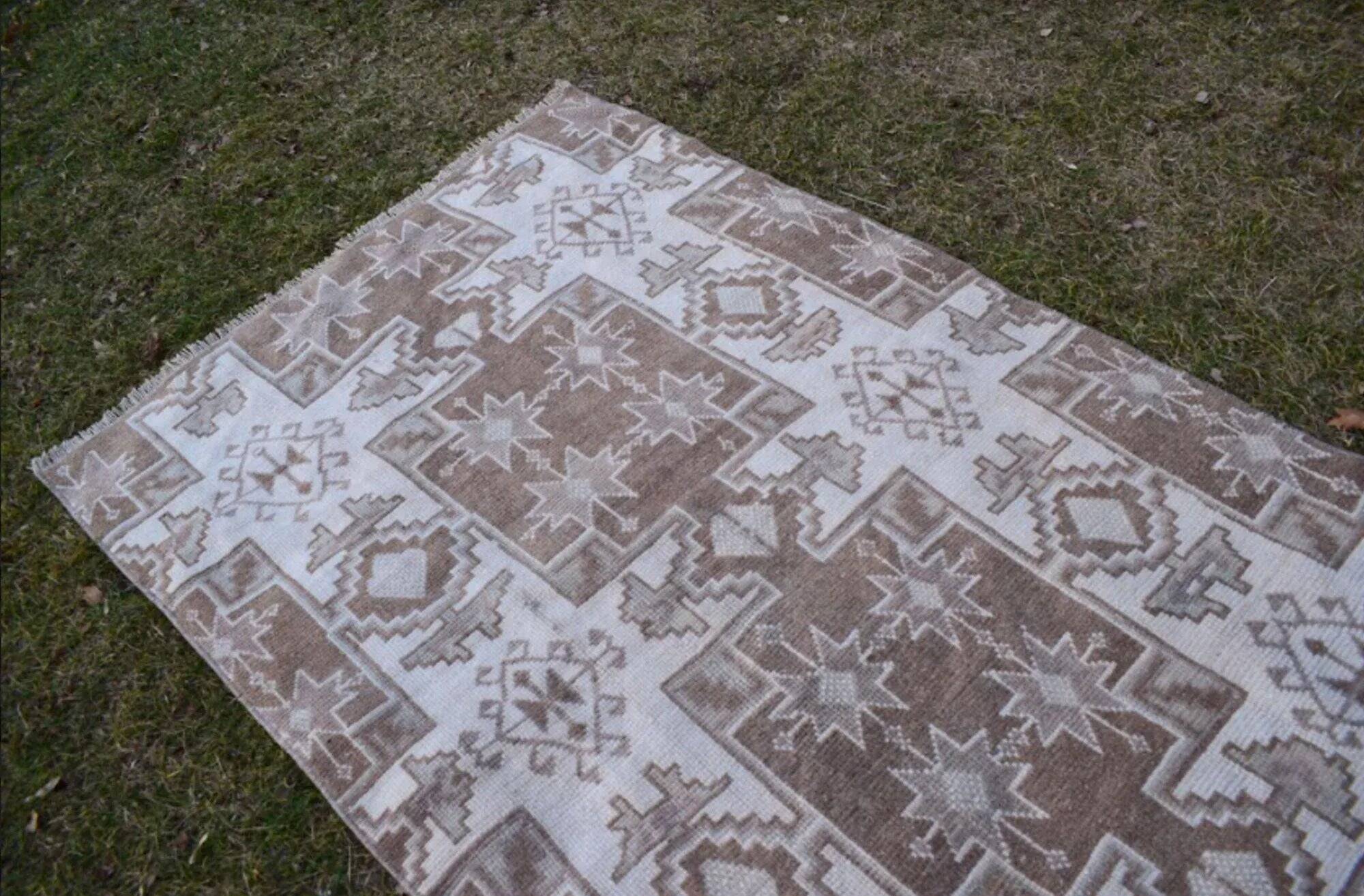 Vintage Turkish Oushak rug 113x192 cm