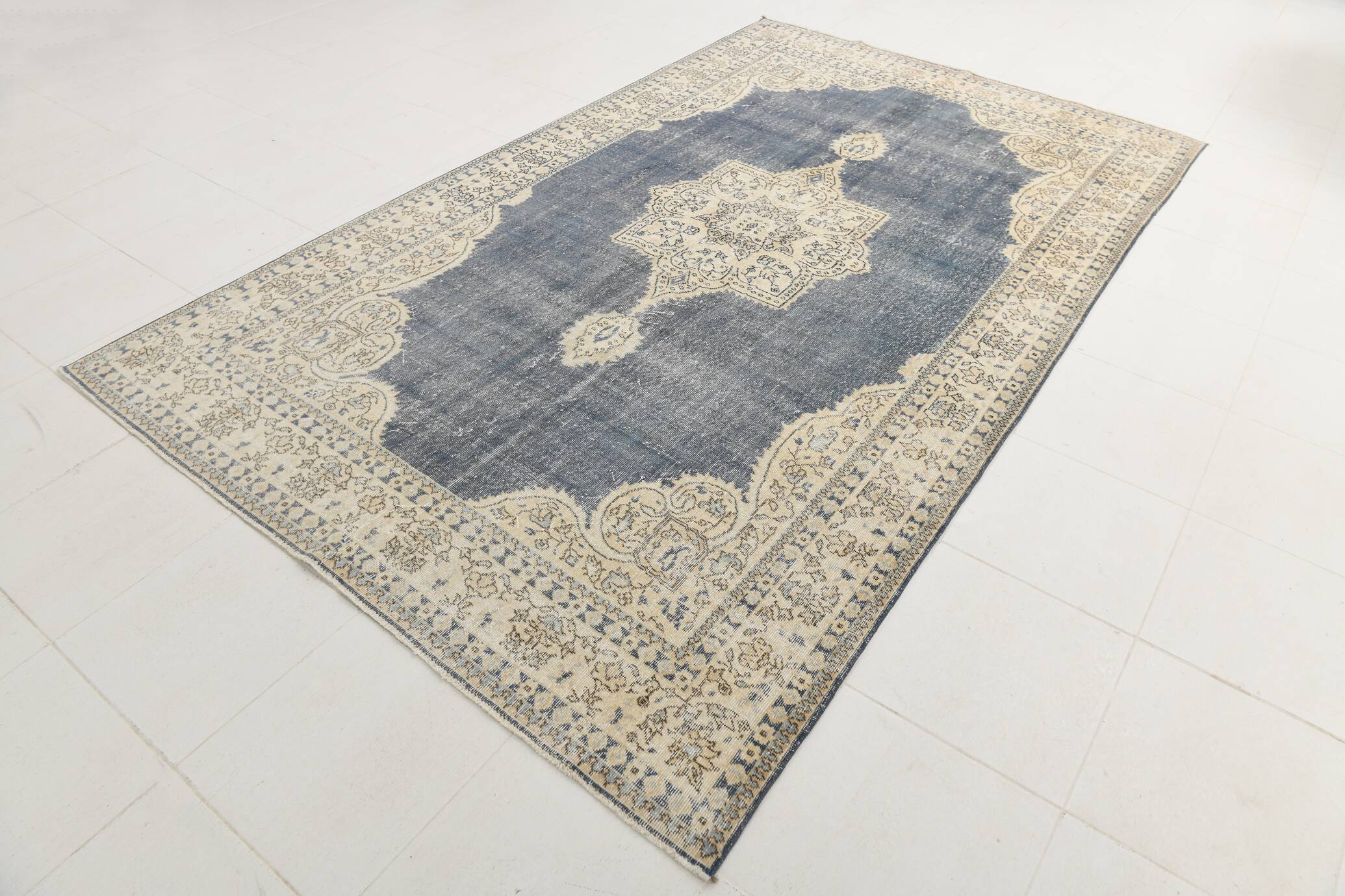 6x10 Navy Blue Turkish Vintage Rug, 193x315Cm