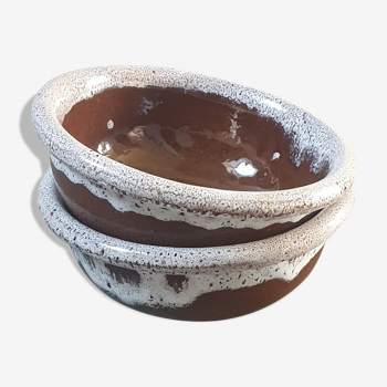 Ceramic bowls