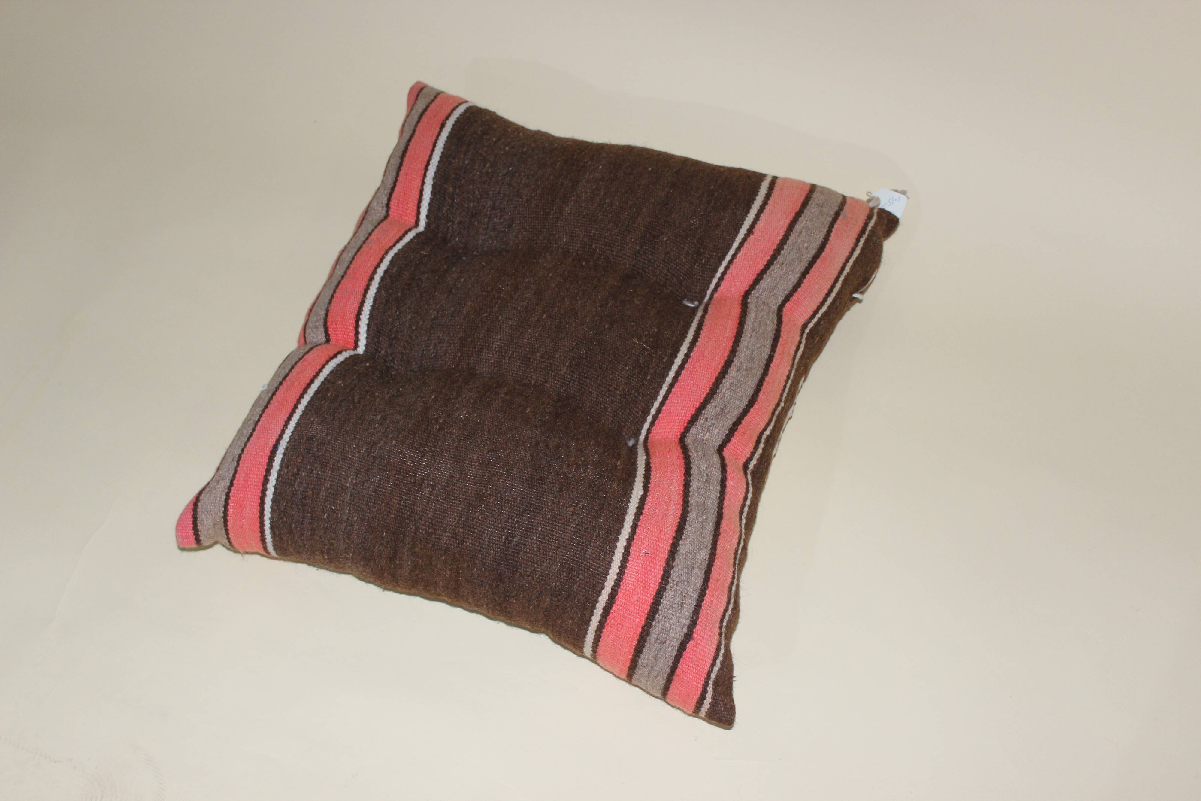 berber cushion