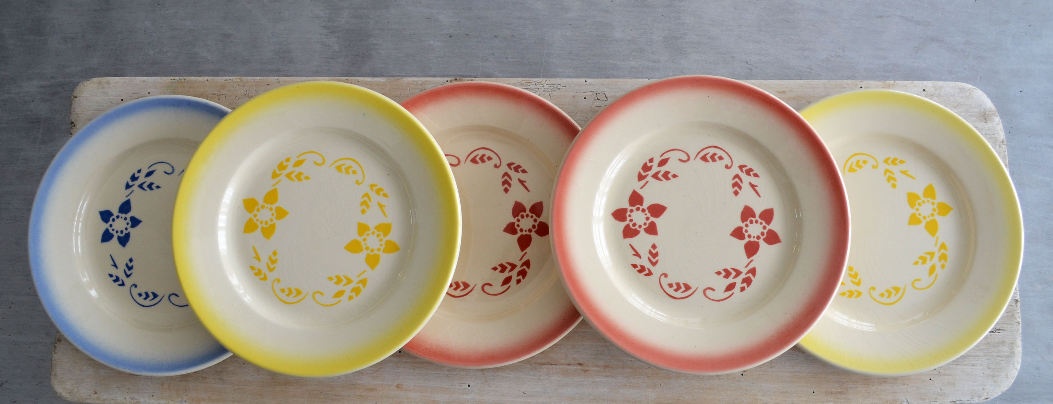 11 dessert plates KG Lunéville