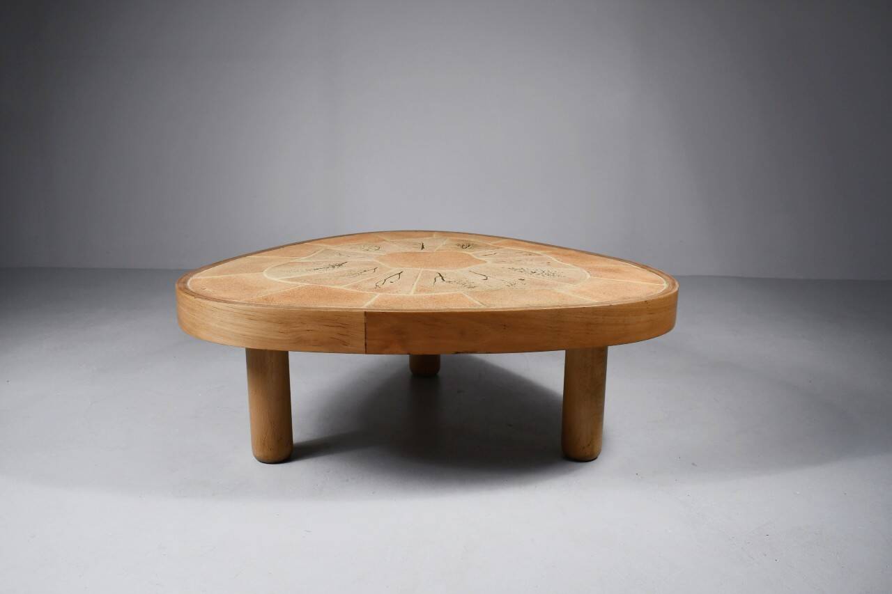 Table basse en céramique. Millésime - Années 60