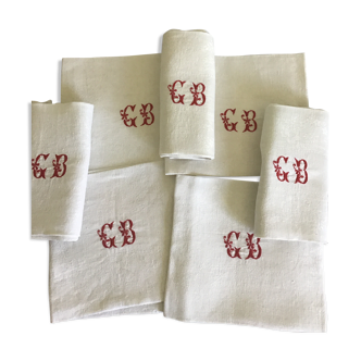 7 monogrammed damasse cotton towels