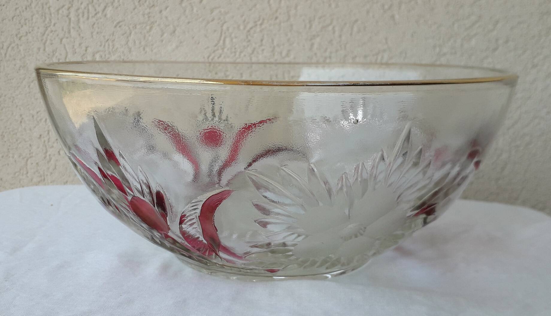 Glass or crystal salad bowl
