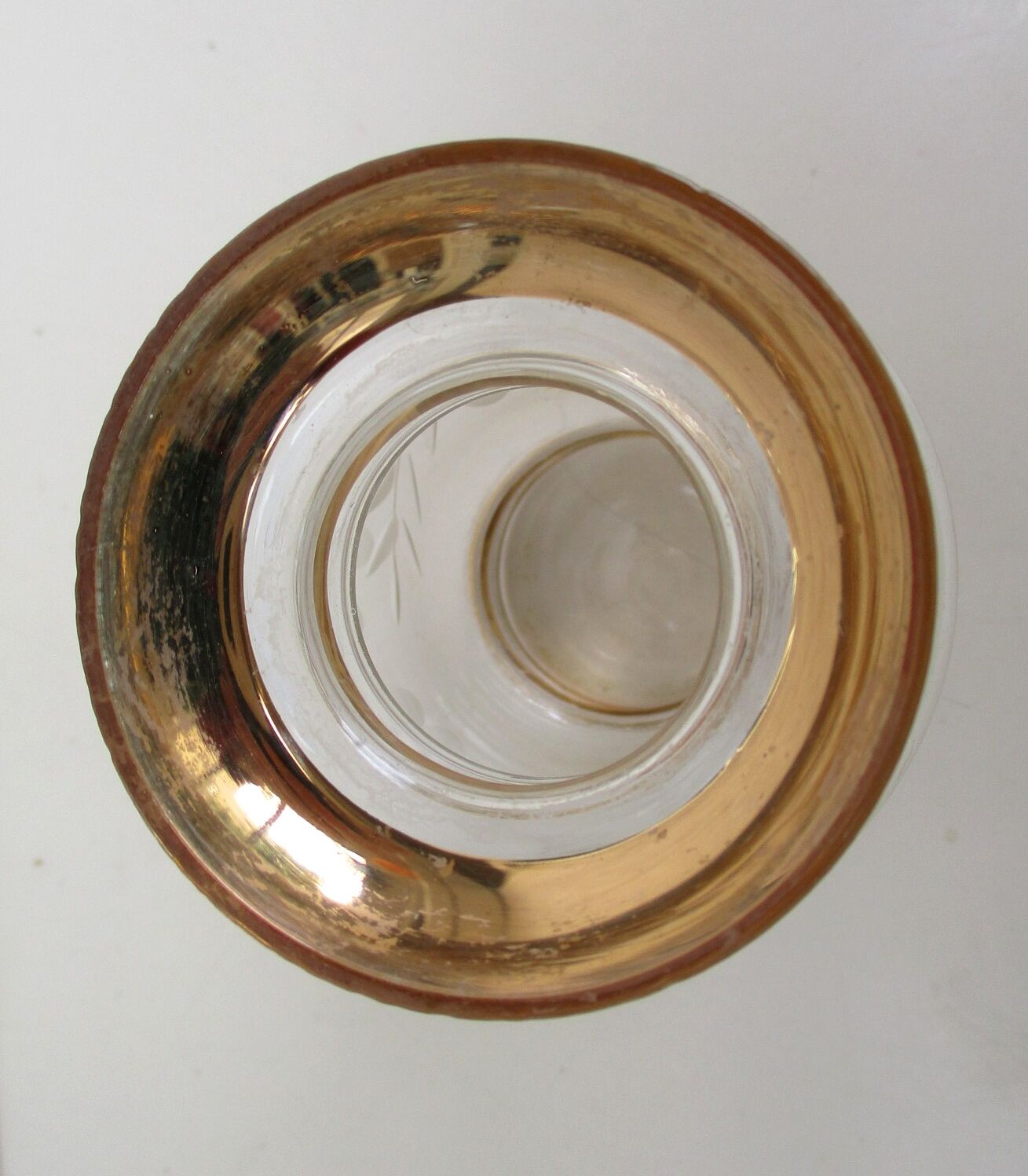 Art deco vase, engraved glass