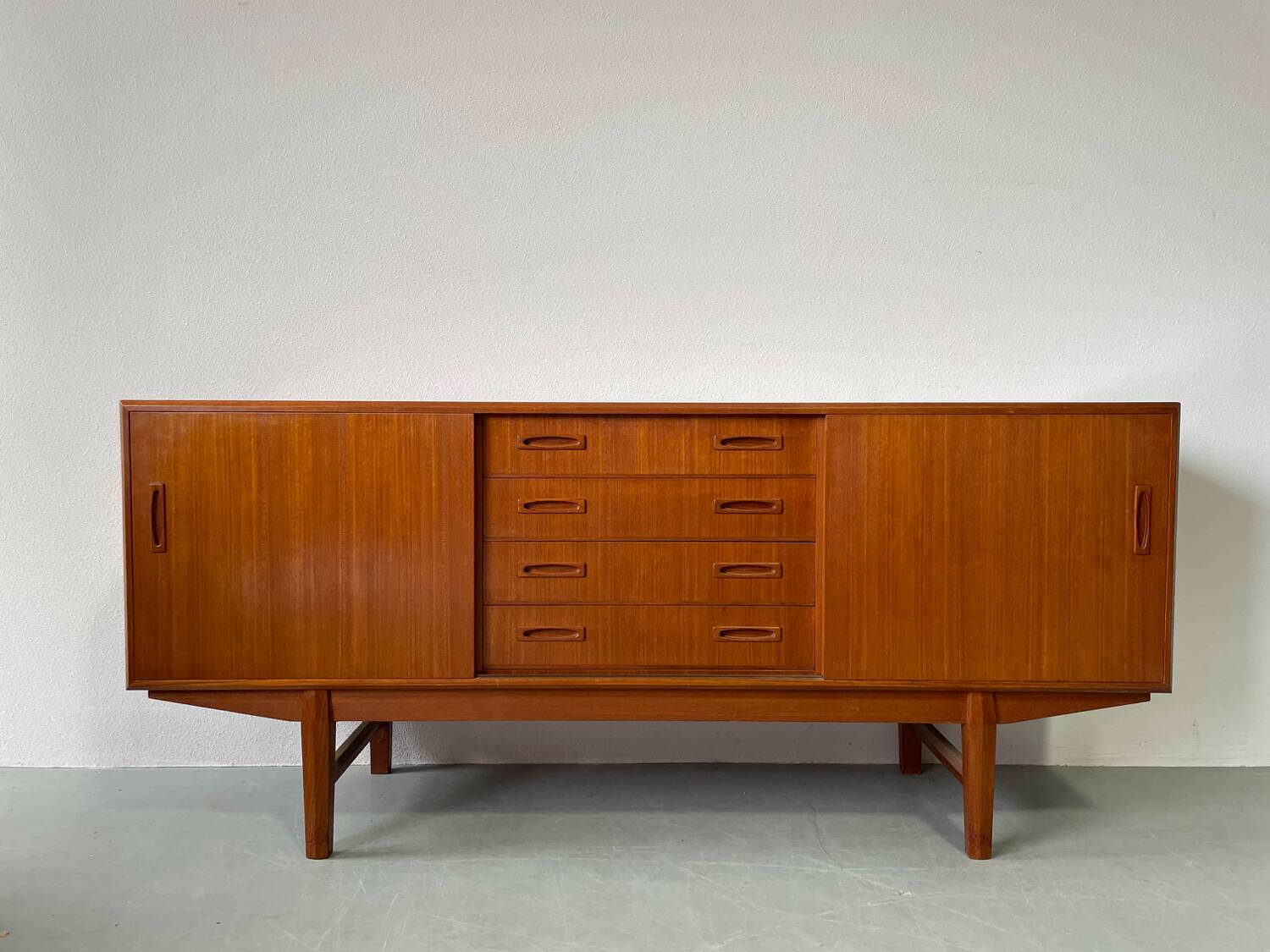 Buffet danois Clausen & Son